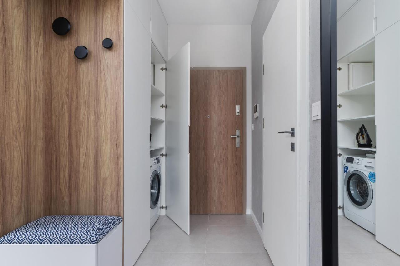 Lotniczowka Apartments By Renters Prestige Krakow Exterior photo