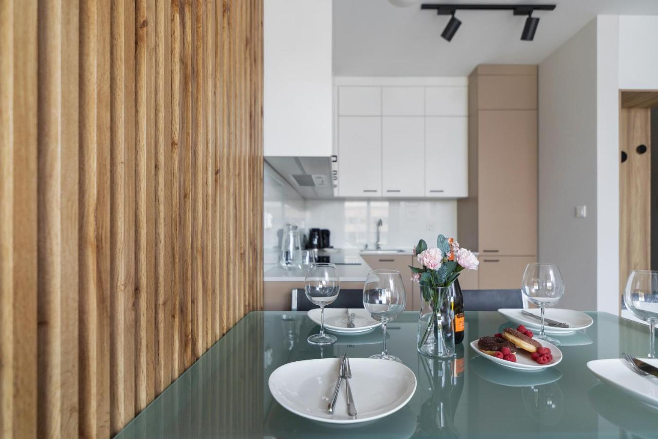 Lotniczowka Apartments By Renters Prestige Krakow Exterior photo