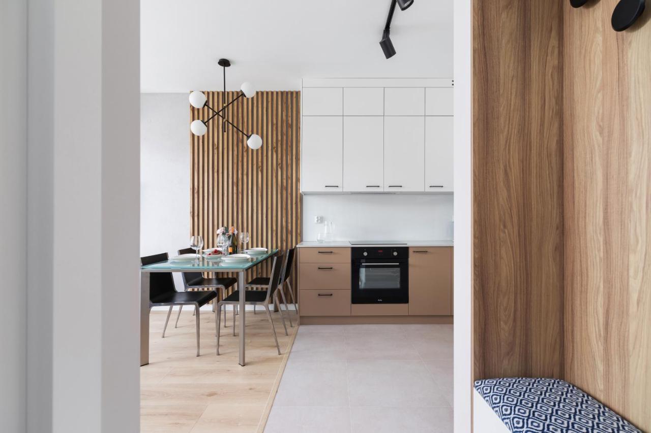 Lotniczowka Apartments By Renters Prestige Krakow Exterior photo